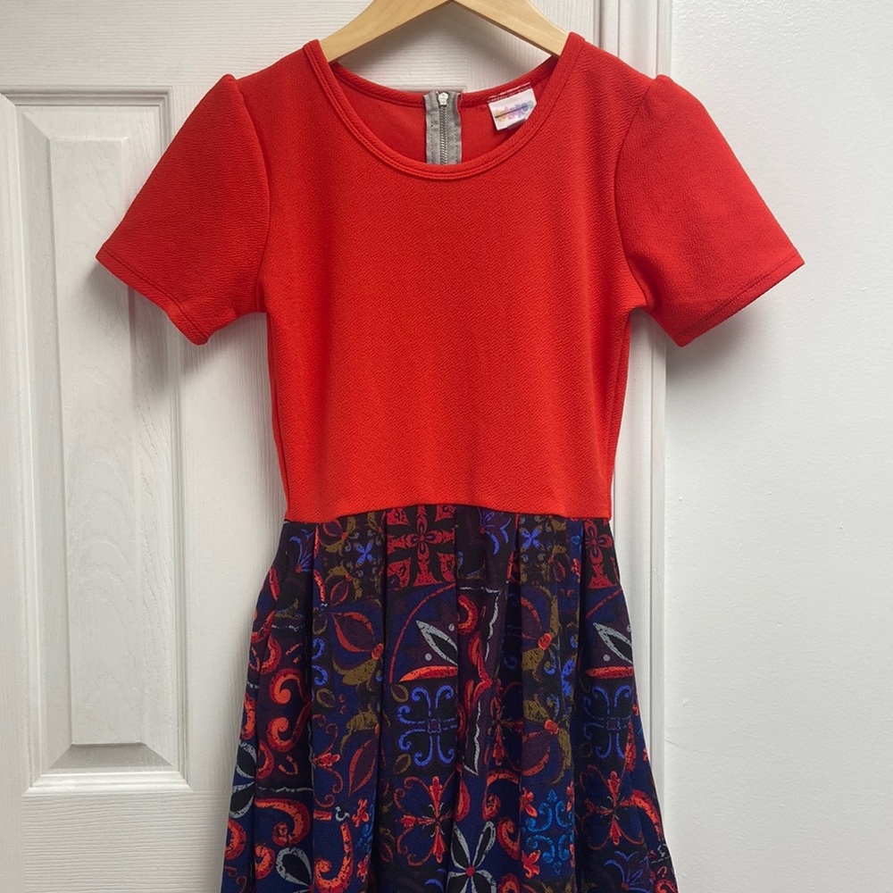 LULAROE AMELLIA DRESS SIZE-LARGE RED AND BLUE COLOR